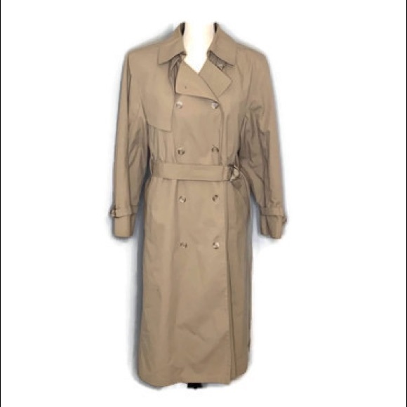 London Fog Jackets & Blazers - London Fog trench coat with lining and belt - 12P